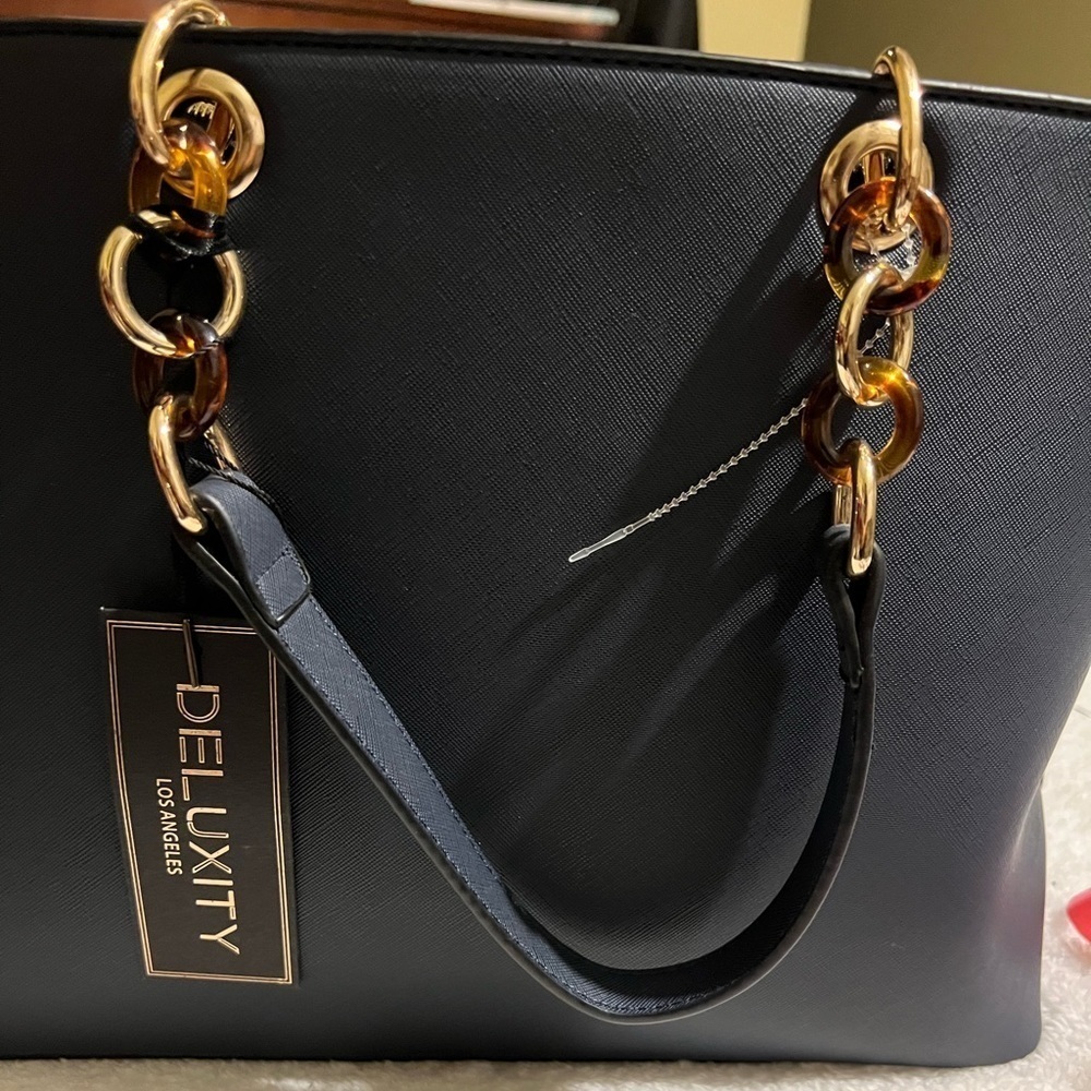 DELUXITY Los Angeles Purse